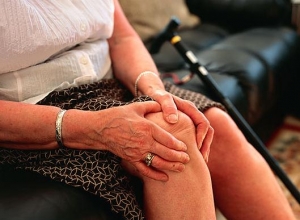 3 cách chữa đau xương khớp hiệu quả nhất bạn nên biết